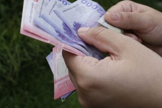 Próximo aumento del sueldo mínimo en Chile basado en inflación.