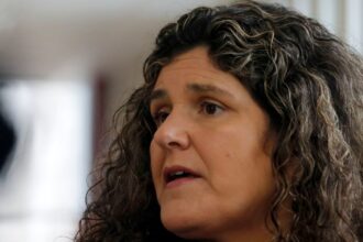 Paula Vial asume defensa de Jorge Valdivia por segunda denuncia de violación