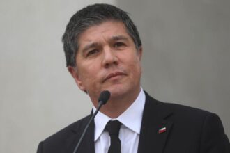 Gobierno investiga a Manuel Monsalve por mal uso de gastos reservados