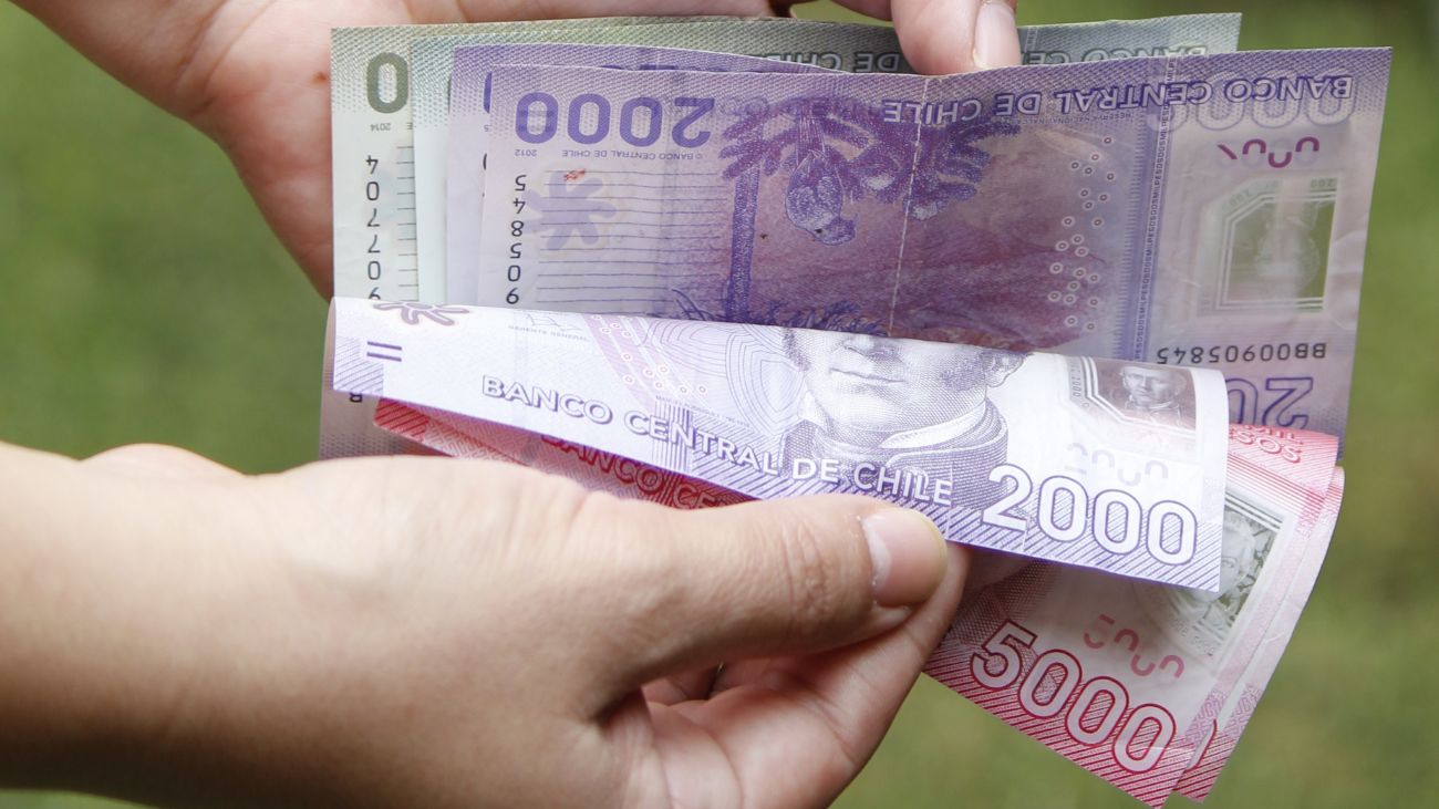 Beca del Presidente otorga hasta $800.000 al 40% más vulnerable del Registro Social de Hogares Beca del Presidente otorga hasta $800.000 al 40% más vulnerable del Registro Social de Hogares
