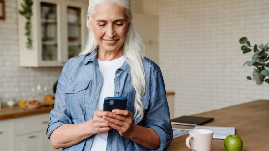 Beneficios para adultos mayores: Pensiones, bonos y apoyos del Estado