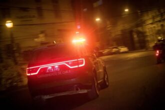 Video donde patrulla de Carabineros participa en carrera clandestina en La Serena