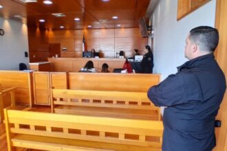 Arresto domiciliario total por infanticidio: bebé fallece asfixiada según autopsia