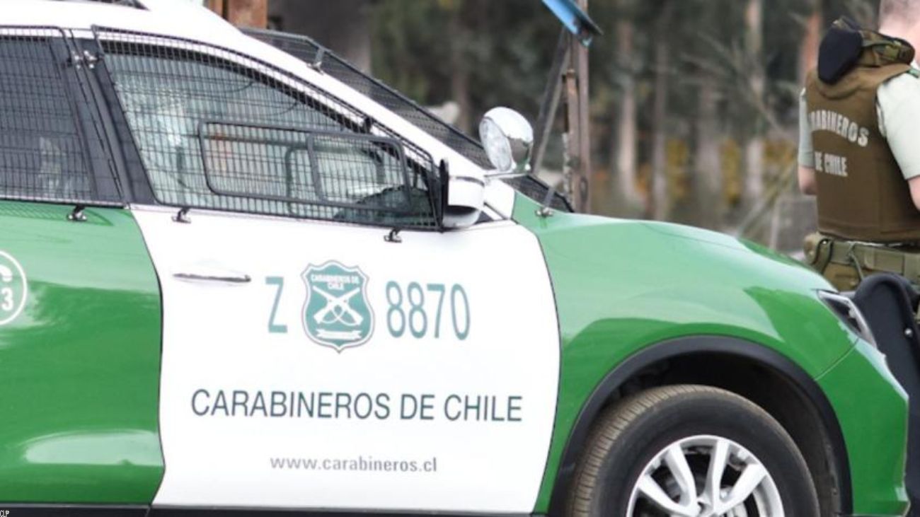 Heroica intervención de Carabineros salva a niña de asfixia en Molina Heroica intervención de Carabineros salva a niña de asfixia en Molina
