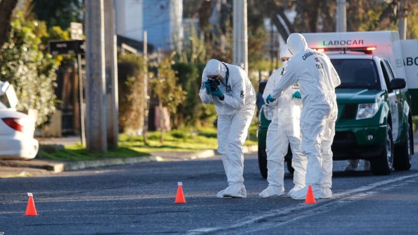 Ataque en Lampa: niña herida a bala y vehículo incendiado