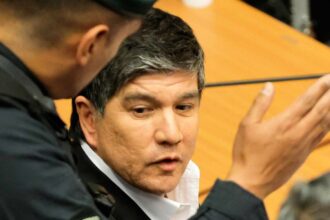 Escándalo de exsubsecretario Manuel Monsalve revela comunicaciones críticas post-renuncia