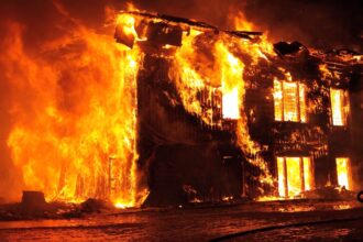 Decisión crucial en caso de incendio de "La Última Frontera"