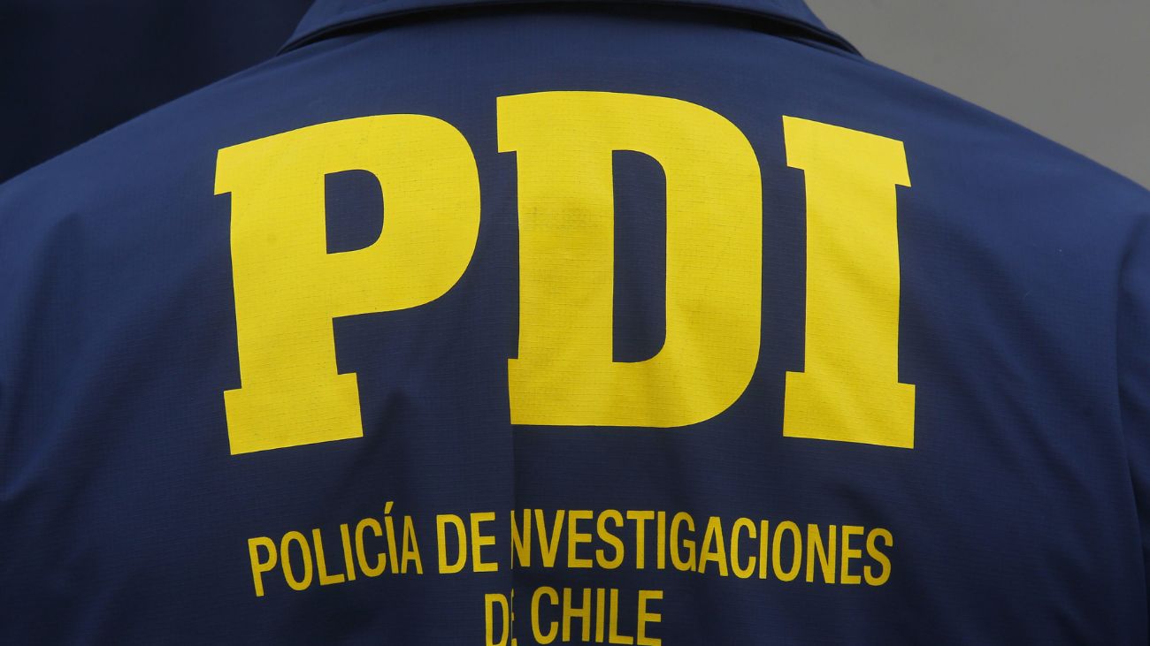Desarticulan banda criminal que asaltaba clientes de bancos en Temuco Desarticulan banda criminal que asaltaba clientes de bancos en Temuco