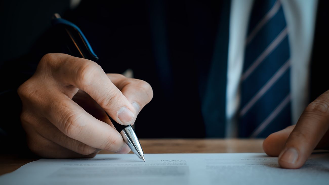 Tensiones entre gobierno y empresarios: ¿Causa de inestabilidad en inversión? Tensiones entre gobierno y empresarios: ¿Causa de inestabilidad en inversión?