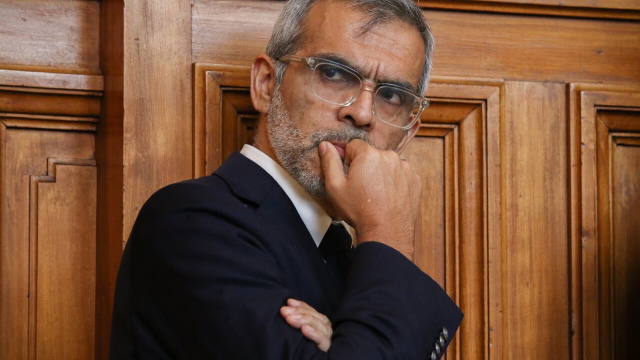 Escándalo en La Moneda: Subsecretario refuta "pacto de silencio" en Chile Escándalo en La Moneda: Subsecretario refuta "pacto de silencio" en Chile