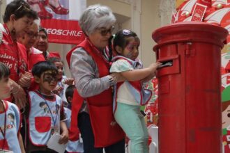 CorreosChile lanza campaña "Apadrina un sueño" para Navidad 2024