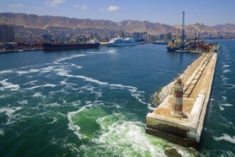 Ampliación de Puerto Antofagasta para recibir naves de mayor tamaño