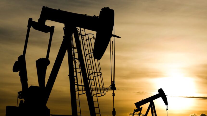 Caída de más de 2 dólares en petróleo tras pacto Israel-Líbano