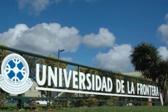 Crisis financiera en la UFRO: llaman a renuncia del rector