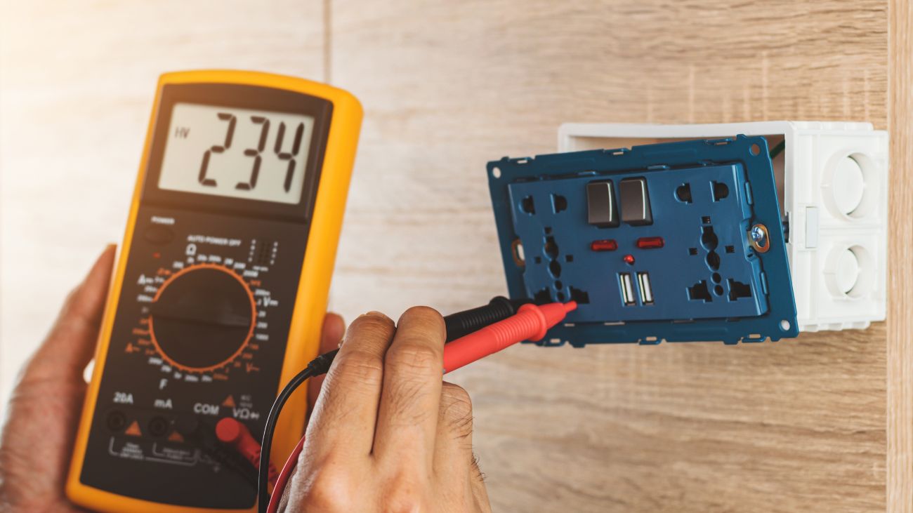 La importancia de los protectores de voltaje en electrodomésticos críticos