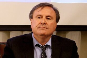 Denuncian Irregularidades en Embajada de Chile en Argentina: Diputado Moreira Solicita Investigación