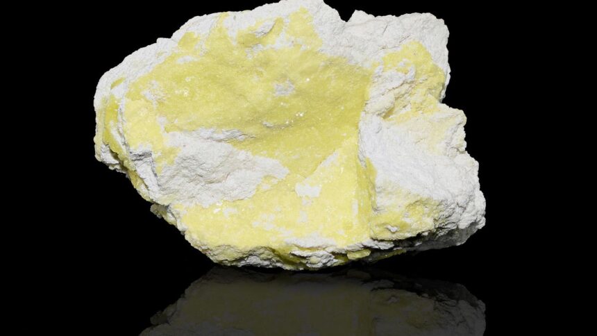 Nuevo hallazgo de azufre puro en Marte desafía conocimientos científicos