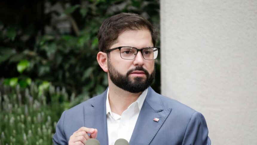 Investigación en curso por denuncia de abuso contra presidente Gabriel Boric