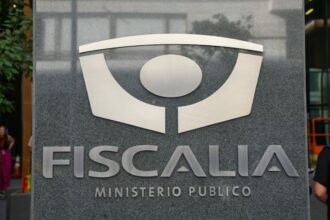 Fiscalía de Chile ofrece empleo con sueldos transparentes en diferentes regiones
