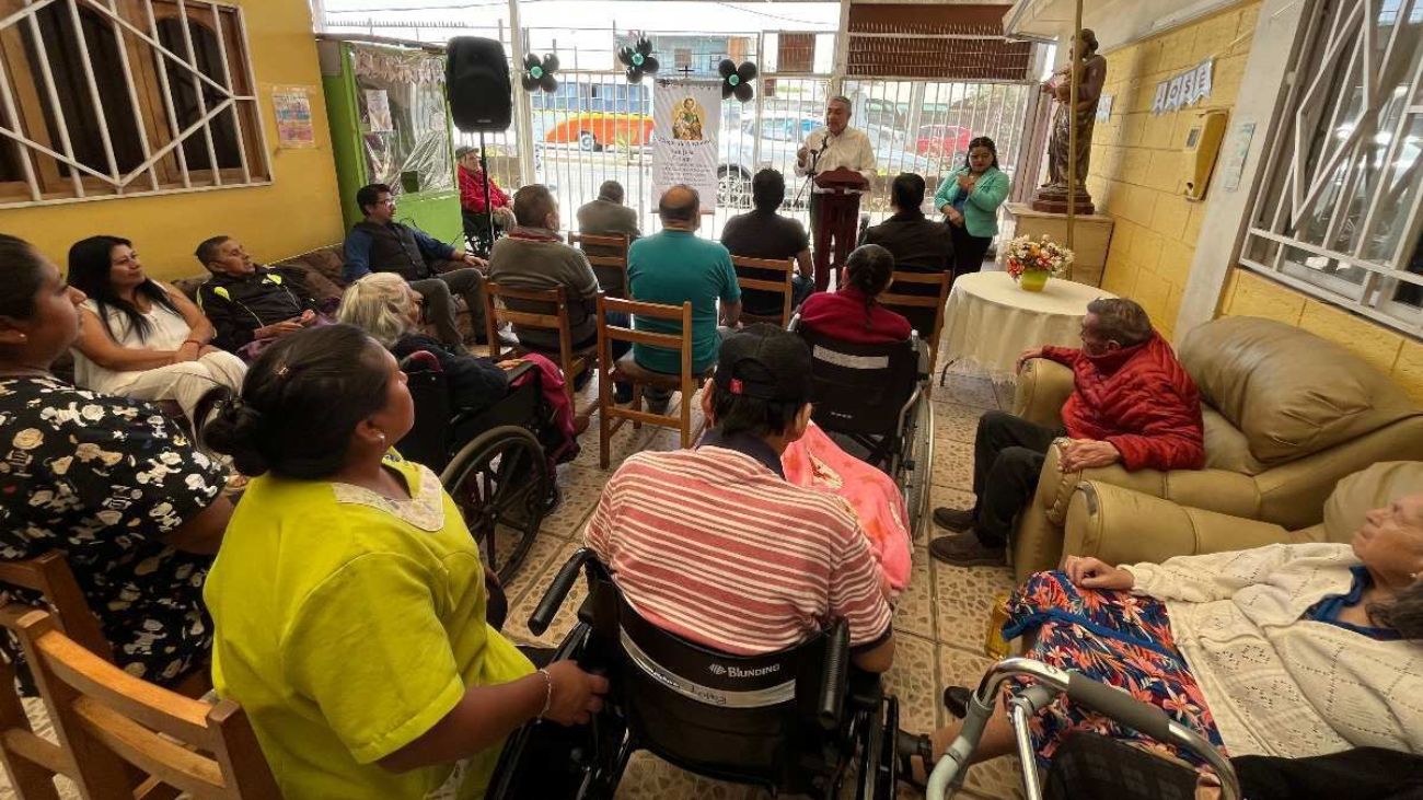 Renovación Hogar de Ancianos en Calama con apoyo de 'El Abra en Acción' Renovación Hogar de Ancianos en Calama con apoyo de 'El Abra en Acción'