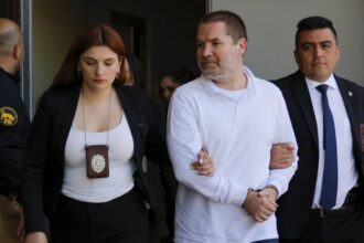 Francisco Coeymans enfrenta cargos por información falsa sobre Primus Capital