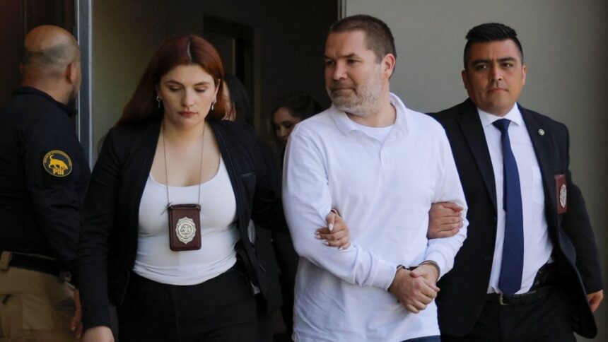 Francisco Coeymans enfrenta cargos por información falsa sobre Primus Capital