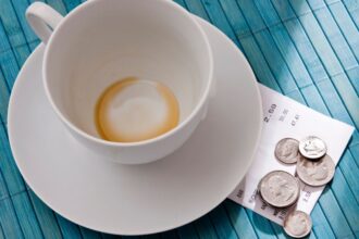 Chile aprueba ley que regula solicitud de propinas en establecimientos