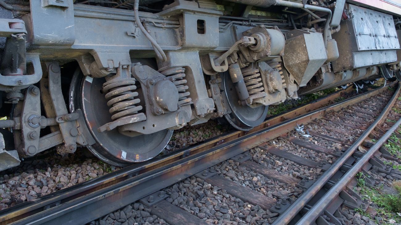 Descarrilamiento de tren en Metrenco causa suspensión de transporte en Temuco Descarrilamiento de tren en Metrenco causa suspensión de transporte en Temuco
