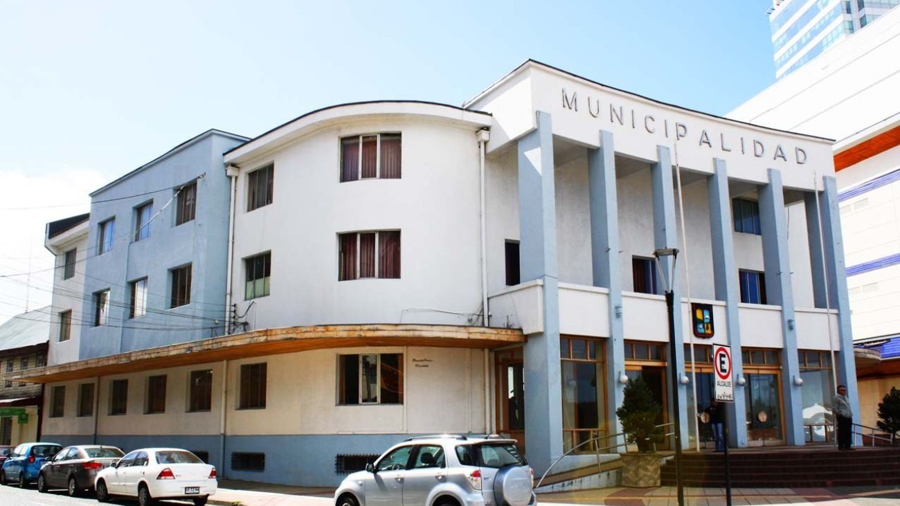 Despidos en Puerto Montt: 48 funcionarios cesados por restricciones presupuestarias