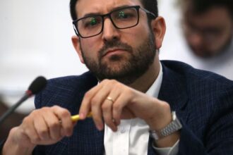 Crispi Cuestionado por Falta de Expertise en Caso Monsalve: Mellado