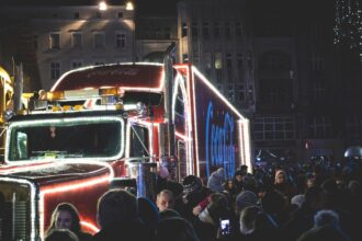 Caravana Navideña de Coca-Cola en Chile: ¡Encanto y Magia!