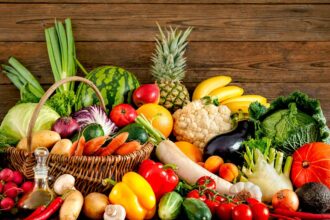 Precios de frutas y verduras bajan, promoviendo acceso a alimentos saludables