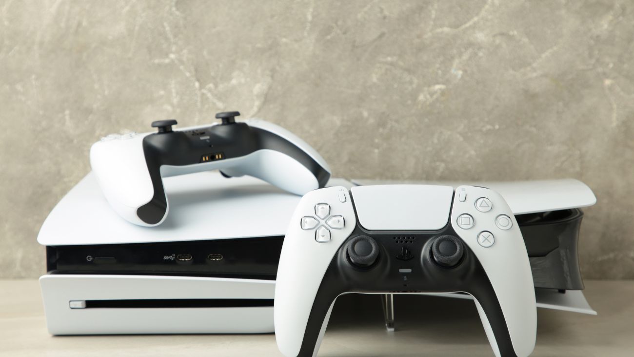 Descubre la PlayStation 5 económica con pack especial de mando Descubre la PlayStation 5 económica con pack especial de mando