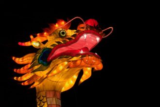 Festival de Luces Fesiluz 2024-2025 en Santiago y Concepción: Nuevas Tecnologías