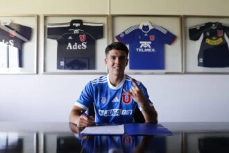 Julián Alfaro se une a la U para potenciar ataque en 2025.