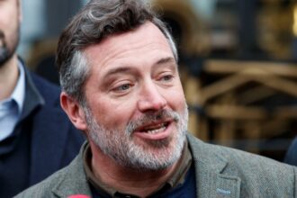 Sebastián Sichel enfrenta polémica por capturas de pantalla generadas por IA