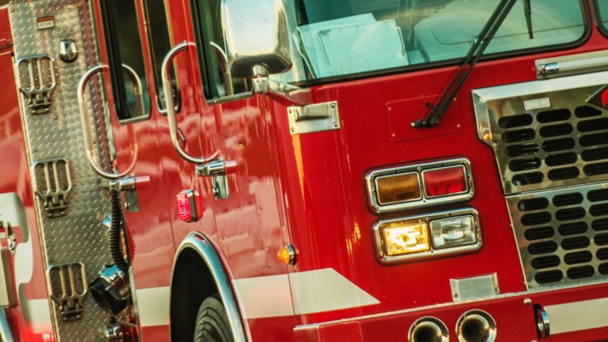 Incendio en Laboratorio de Carabineros de La Araucanía es controlado eficazmente