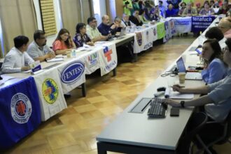 Acuerdo salarial: Gobierno y sector público pactan reajuste del 4,8%