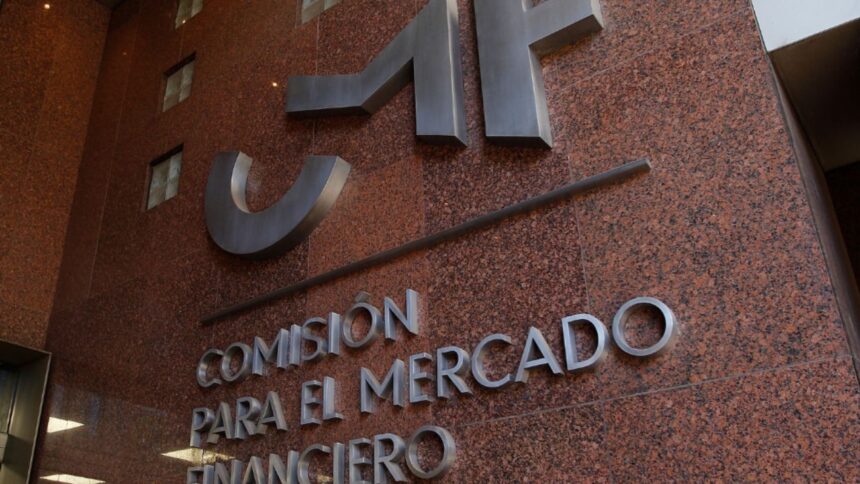 Feriado bancario: preocupación en sector financiero por dictamen de la CMF