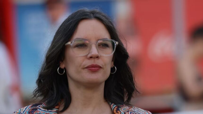 Ministra Vallejo ausente en sesión de Comisión por Caso Monsalve