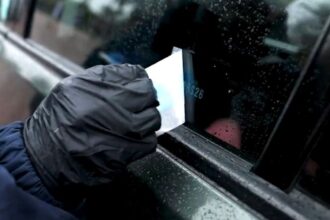 Bajo cumplimiento de grabado de patentes en Chile desencadena multas considerables