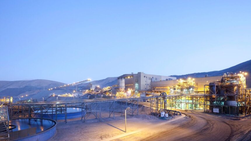 Minera Candelaria operará hasta 2040 tras aprobación ambiental clave