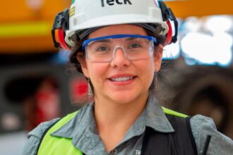 Teck Quebrada Blanca capacita a jóvenes para desarrollo minero