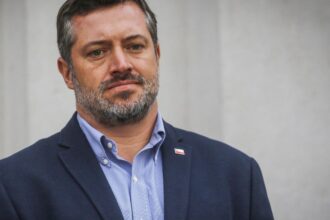 Revelan importante déficit financiero en Ñuñoa bajo mandato de Sebastián Sichel