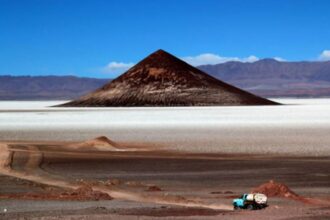 Lithium Chile aumenta a 67,8% en proyecto Salar de Arizaro