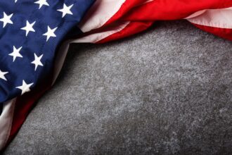 Precios de gasolina en EE. UU. bajan a menos de 3 USD/galón