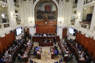 Comisión de Economía avanza en ley de autorizaciones sectoriales