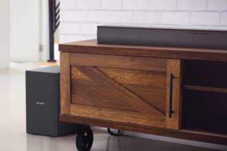 Regala cine en casa con la barra de sonido Sharp HT-SBW182 en oferta
