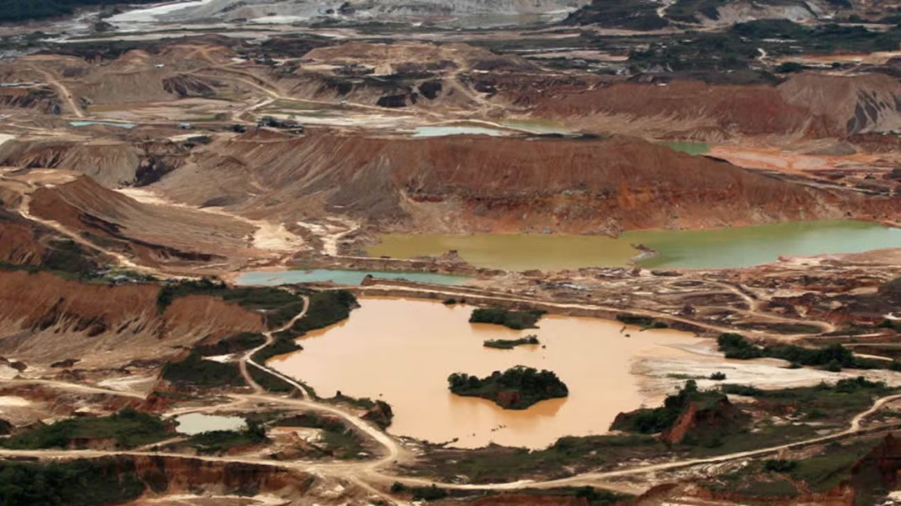 Rehabilitación de 6.001 pasivos ambientales mineros en Perú: desafío ambiental Rehabilitación de 6.001 pasivos ambientales mineros en Perú: desafío ambiental
