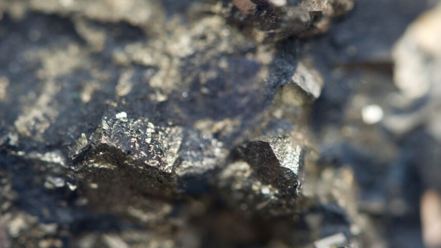 Inversión de US$ 1.781 millones en proyecto minero de hierro